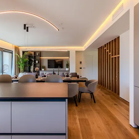 Aura By Interhome