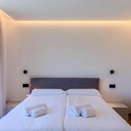 Aura By Interhome *